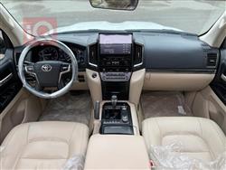 تۆیۆتا لاند کروزەر